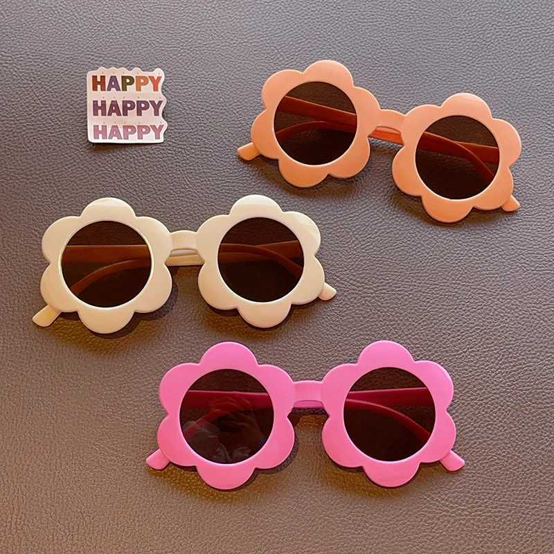 Sunglasses 2023 New Children Cute Colors Acrylic Sun Flower Sunglasses UV400 Baby Girls Outdoor Protection Sunglasses Kids Sun Glasses