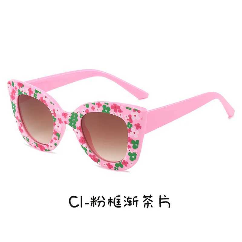 Sunglasses New Fashionable Cat Eye Childrens Sunglasses 115 Personalized Frame Printed Girl Cute Decoration Versatile Sunshade Mirror