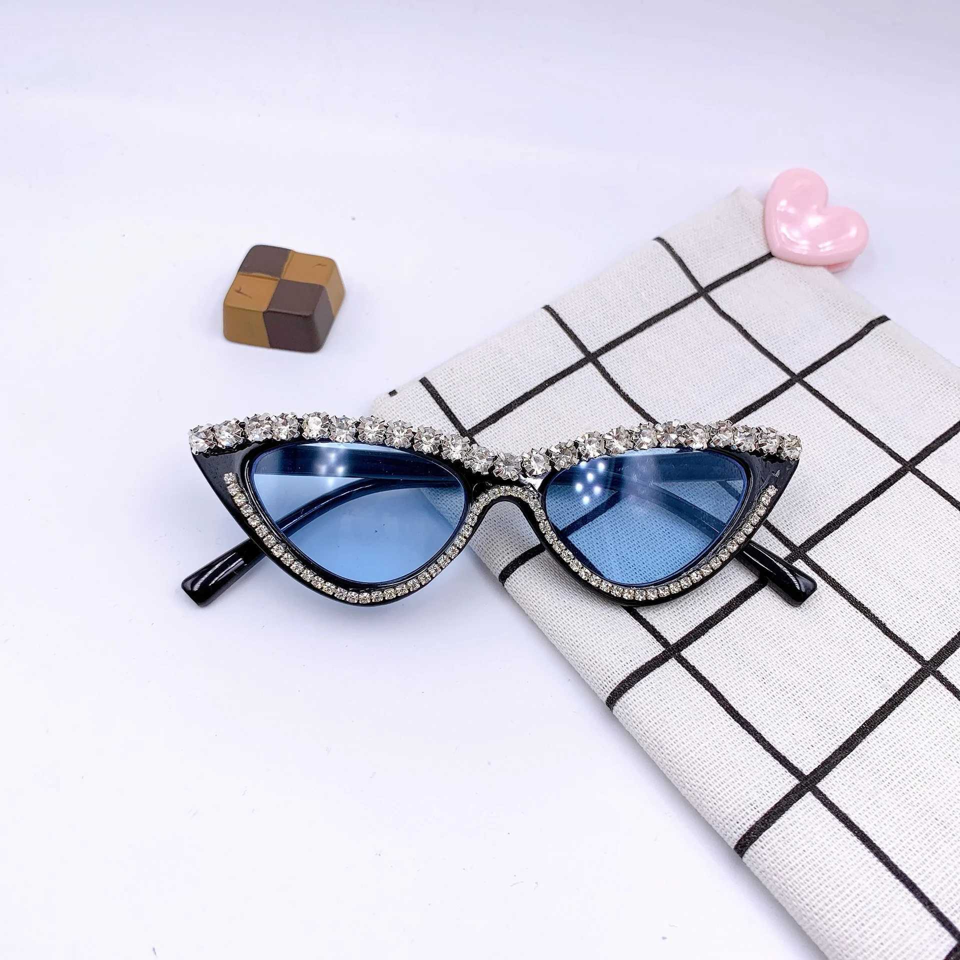 Sunglasses Network fashion childrens Sunglasses triangle personality stick diamond childrens street glasses travel photo Sunglasses