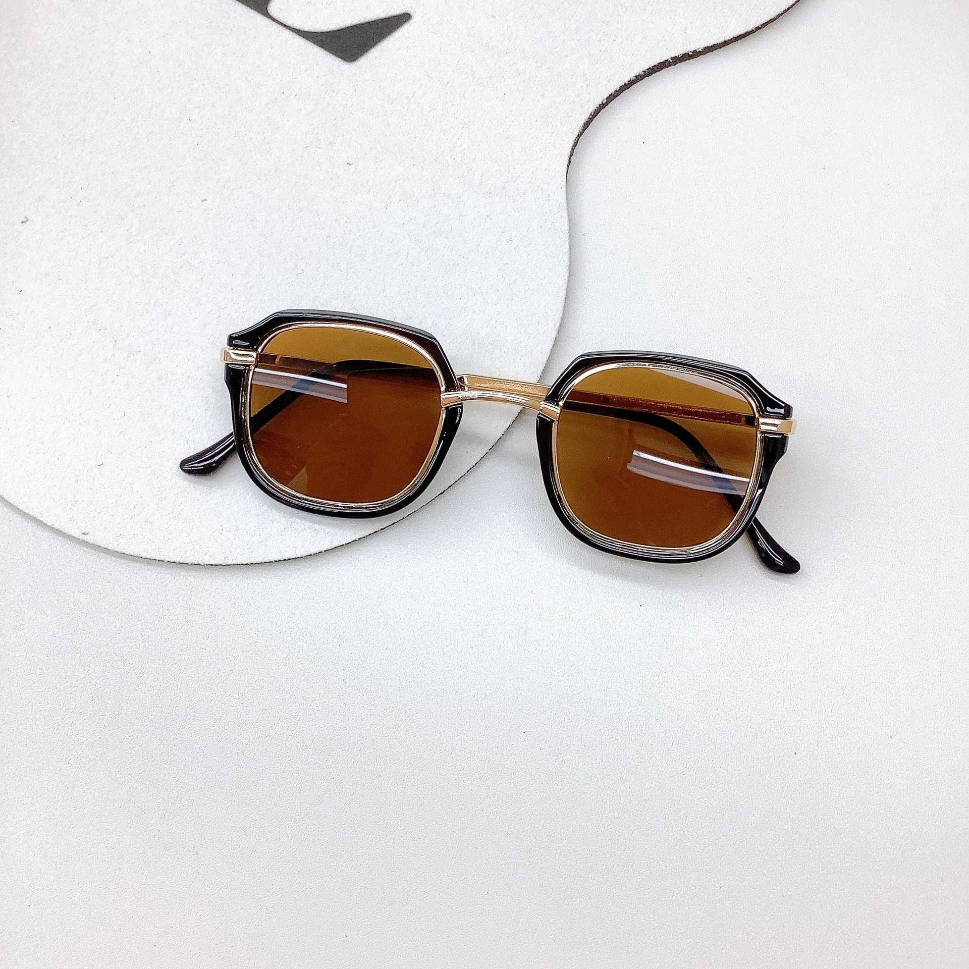 Sunglasses New Childrens Sunglasses Fashion Cute Sunshade Eye Protection Baby Sunglasses Box Concave Shape Boys and Girls Eyeglasses