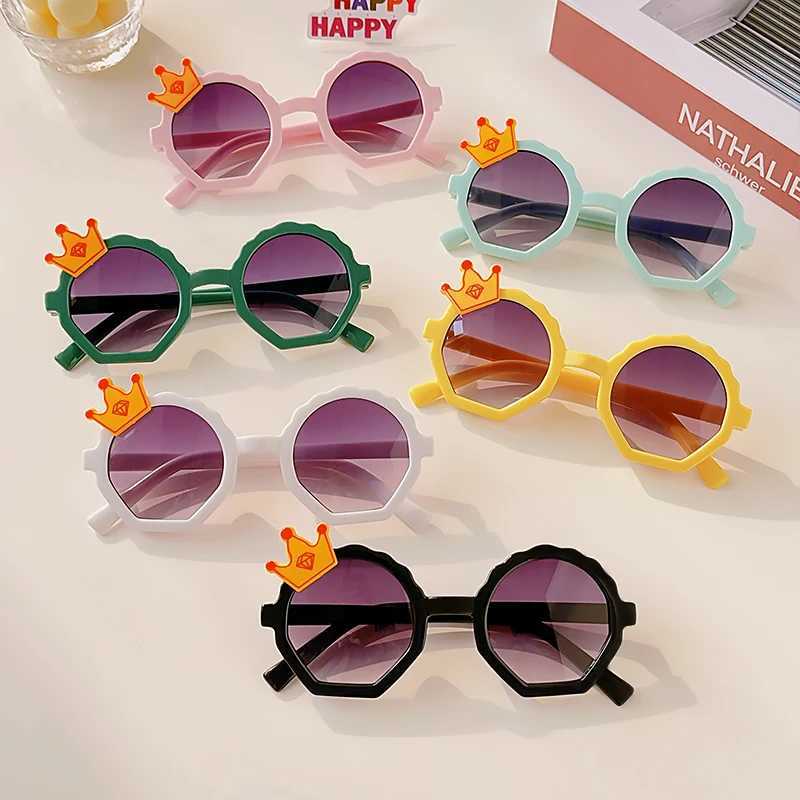 Sunglasses Kids Baby Irregular Polygon Crown UV400 Sunglasses Girls Children Outdoor Sun Protection Sunglasses Boys Eye Protection Glasses