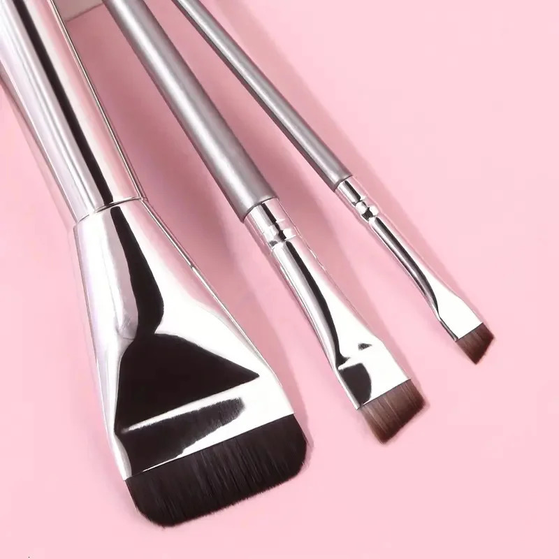 Ultra thin basic brush one line of basic brush ultra-thin traceless invisible eyeliner brush 3 cosmetic brushes tool set 240715