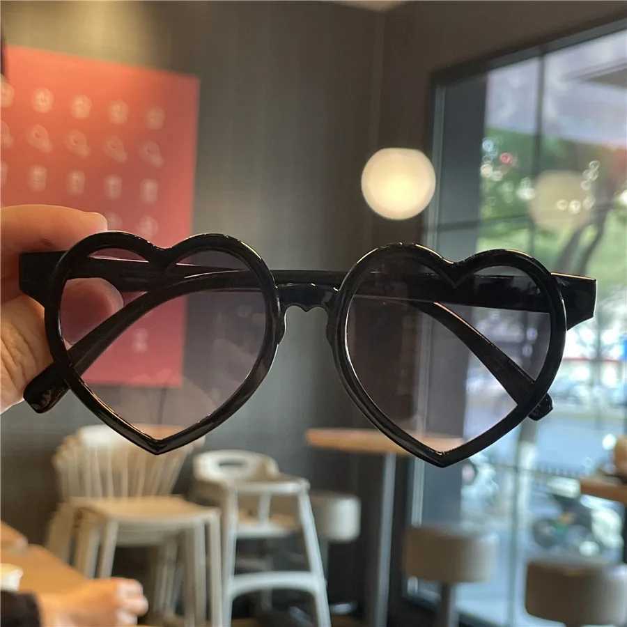 Sunglasses Love gradient childrens sunglasses baby sunglasses candy colored glasses heart shaped glasses jelly colored sunglasses