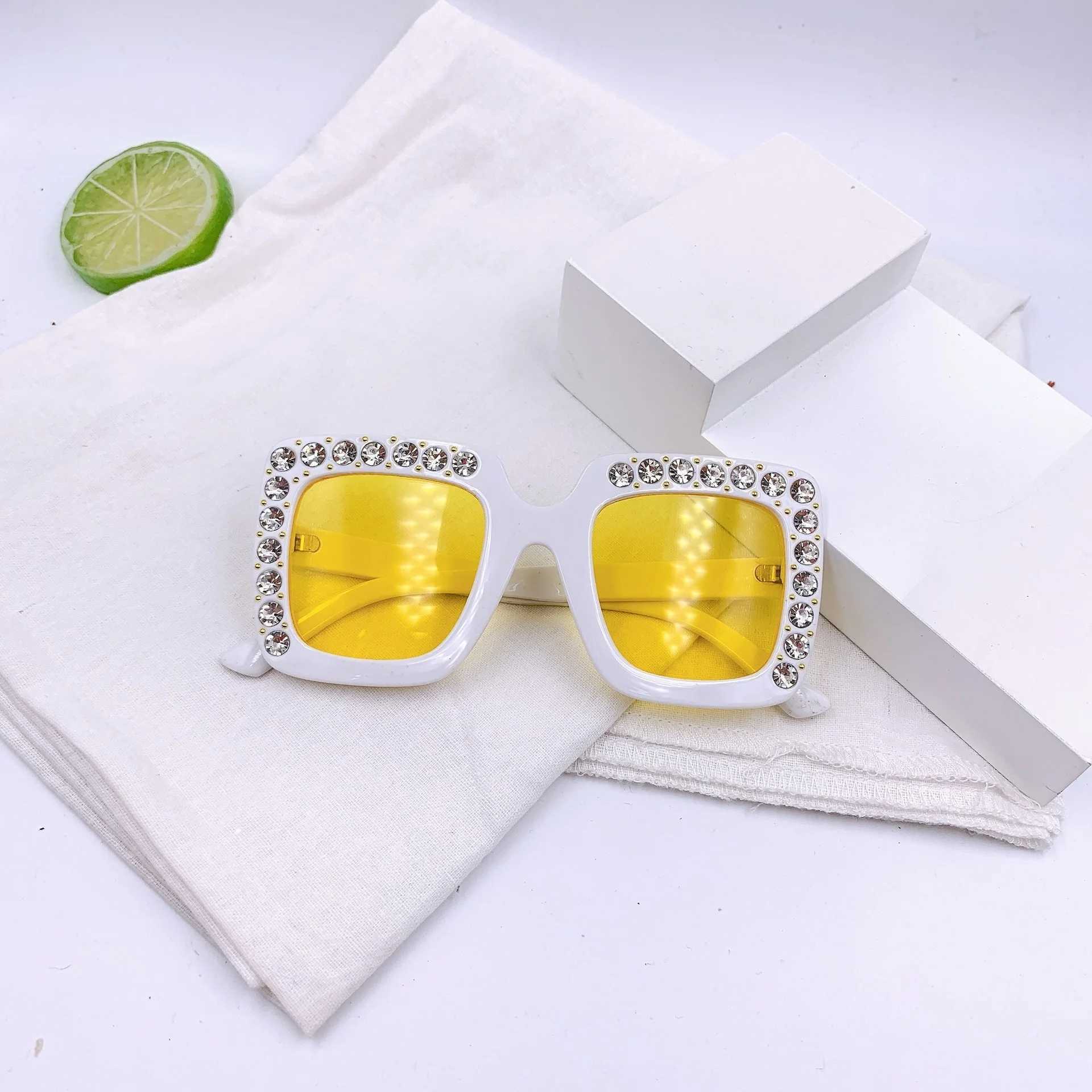 Sunglasses New frame square fashion trendy children street shot with glasses Childrens personalized outdoor sunshade sunglasses