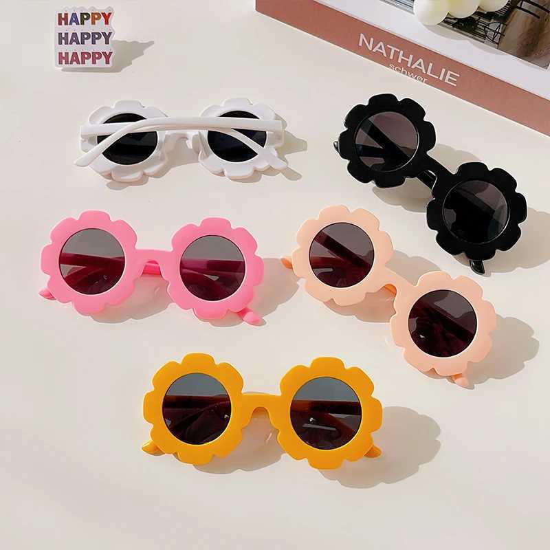 Sunglasses 2023 New Kids Cute Solid Color Flower UV400 Sunglasses Baby Children Outdoor Sun Protection Sunglasses Boys Girls Sunglasses