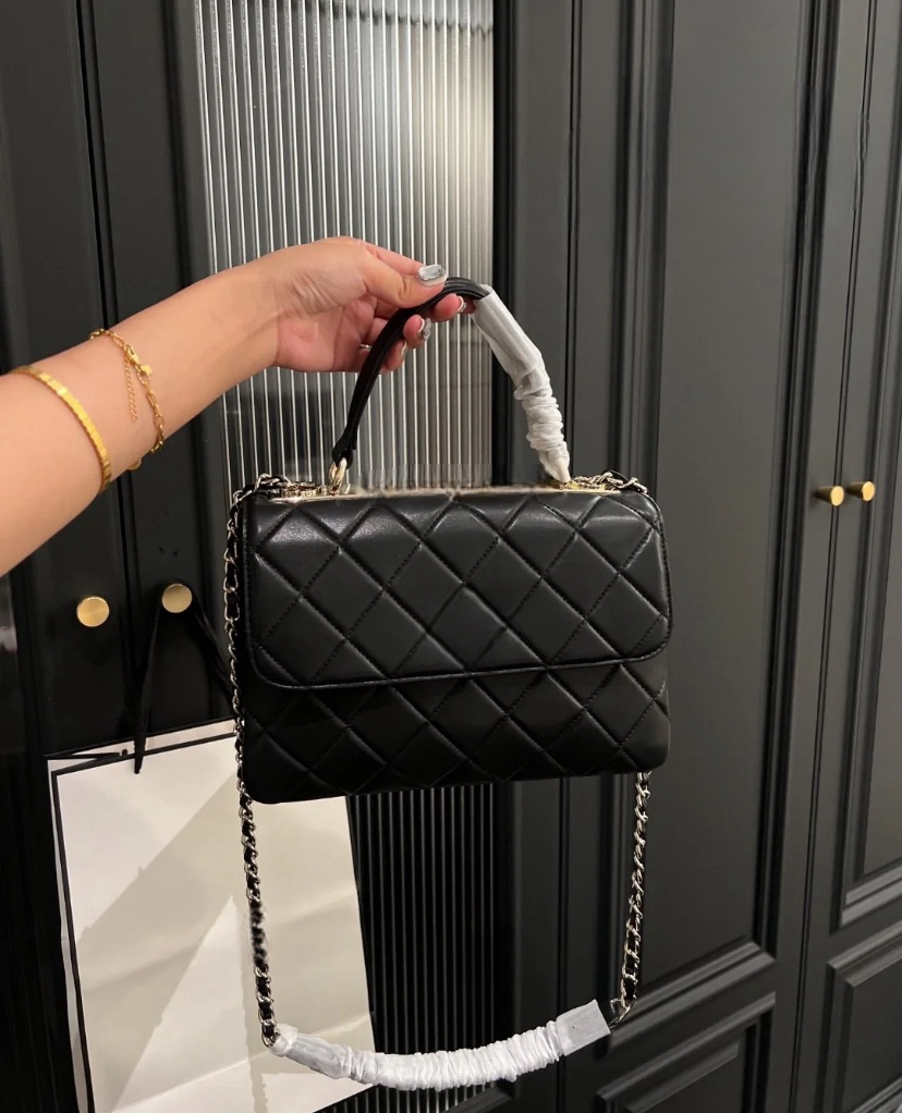 5A designer shoulder bag classic plaid flap caviar hand gold silver chain leather double letter solid color buckle square stripe lady messenger