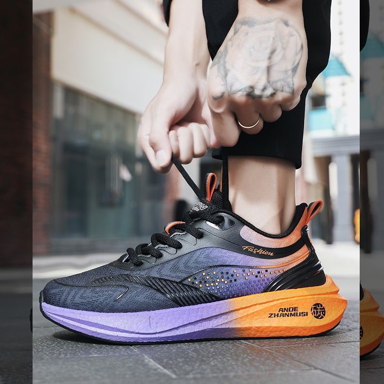 2023 autumn sports shoes men's lightweight breathable shoes casual shoes soft soled carbon plate shock-absorbing mesh student running shoes