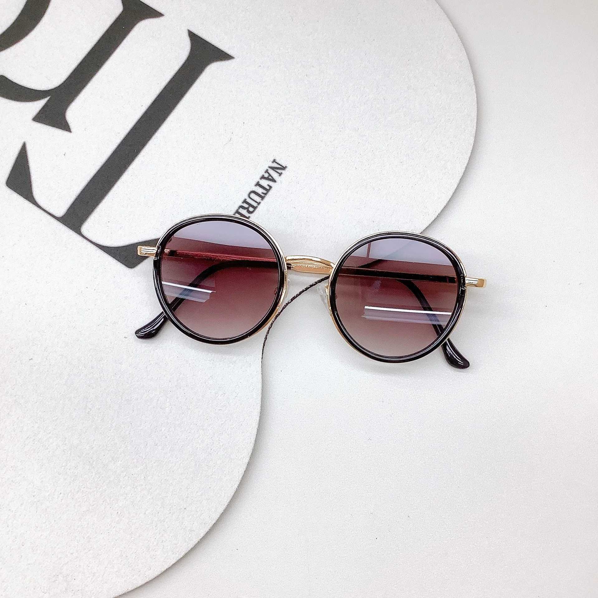 Sunglasses Fashionable childrens sunglasses cute baby sunglasses sun protection sun shading concave shape wear with childrens