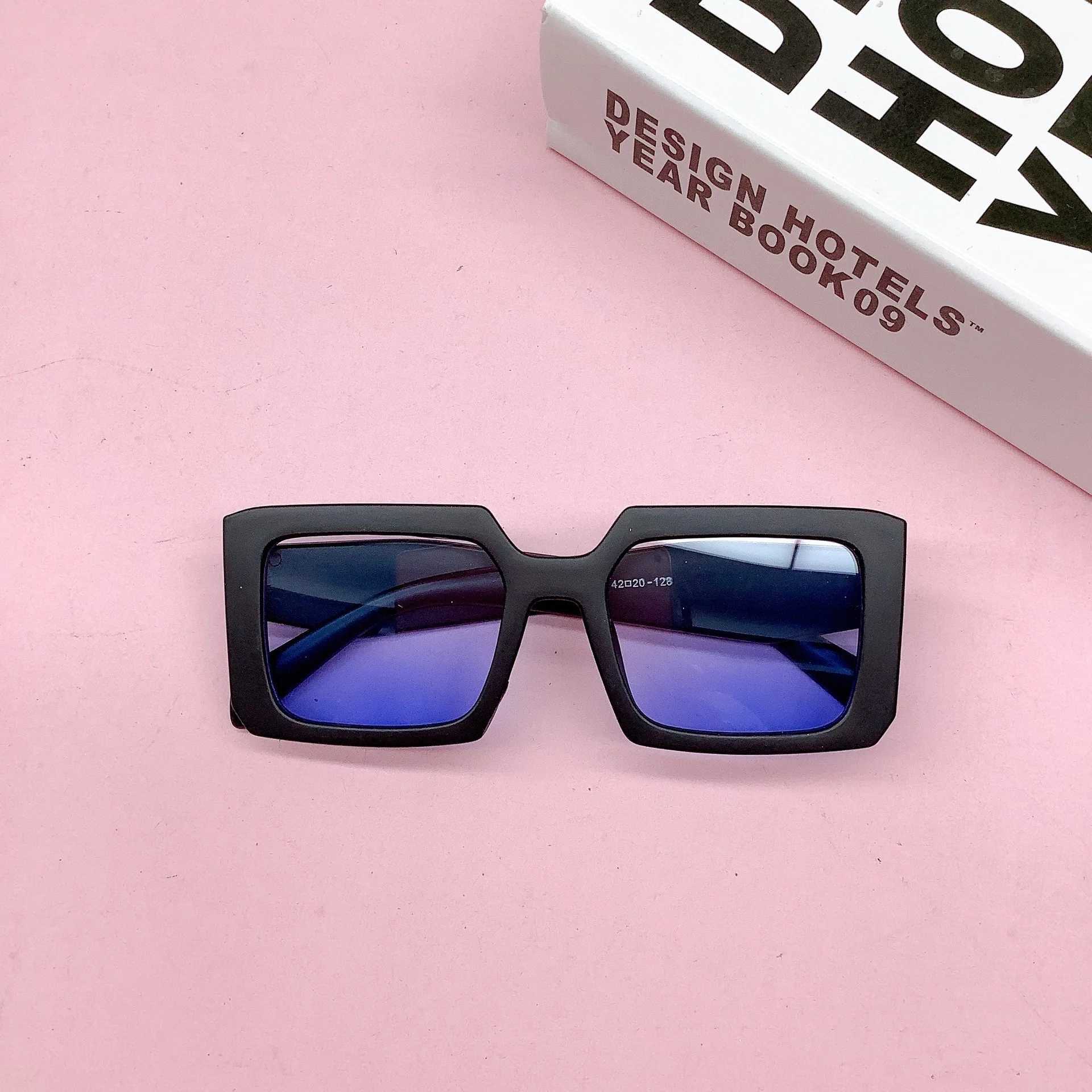 Sunglasses childrens sunglasses personalized box for boys and girls traveling concave sun-proof sunglasses