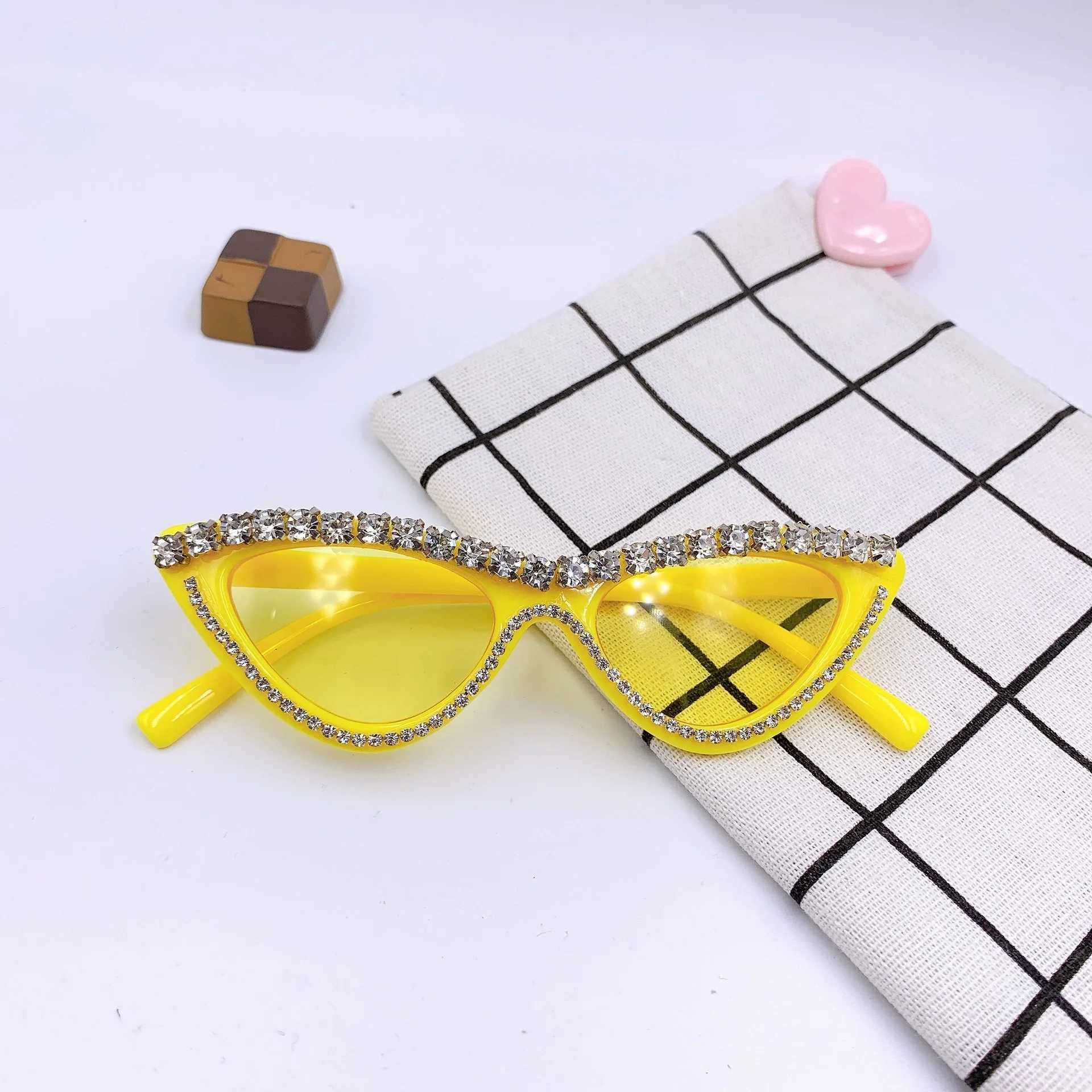 Sunglasses Network fashion childrens Sunglasses triangle personality stick diamond childrens street glasses travel photo Sunglasses