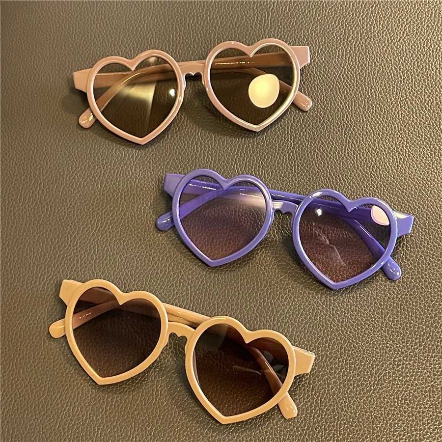 Sunglasses Love gradient childrens sunglasses baby sunglasses candy colored glasses heart shaped glasses jelly colored sunglasses
