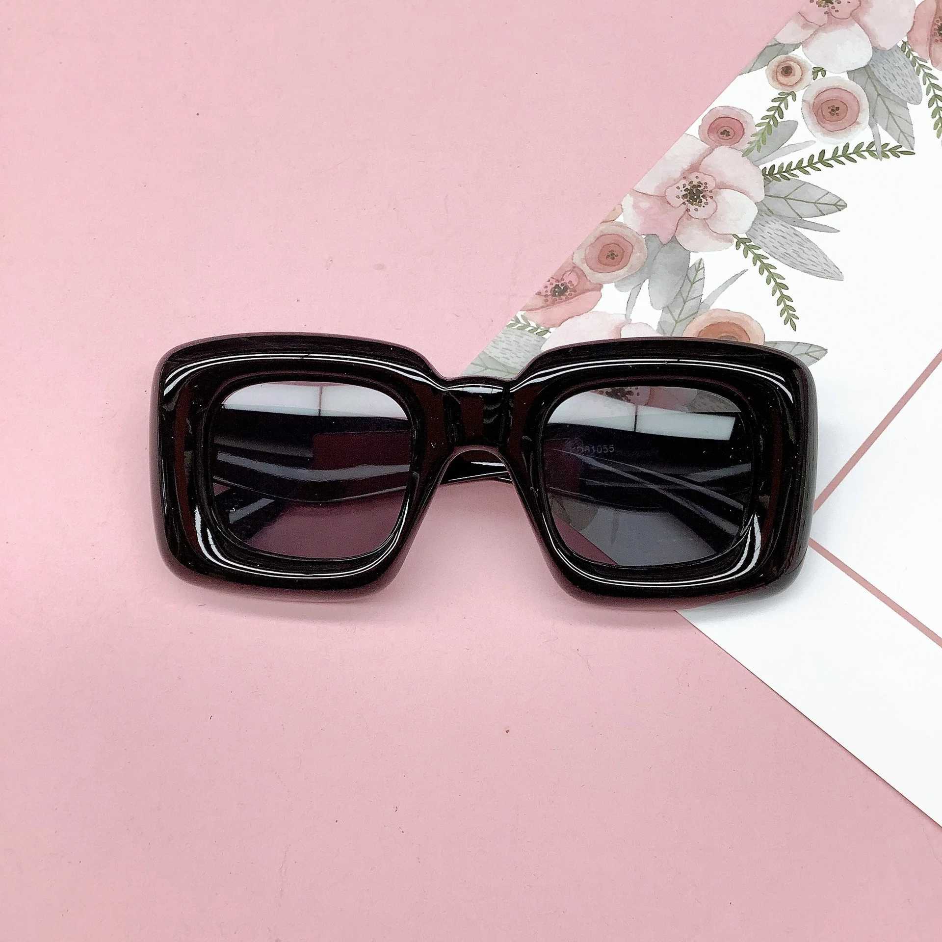 Sunglasses 2023 new fat box fashion personality net red style childrens sunglasses concave style sunglasses