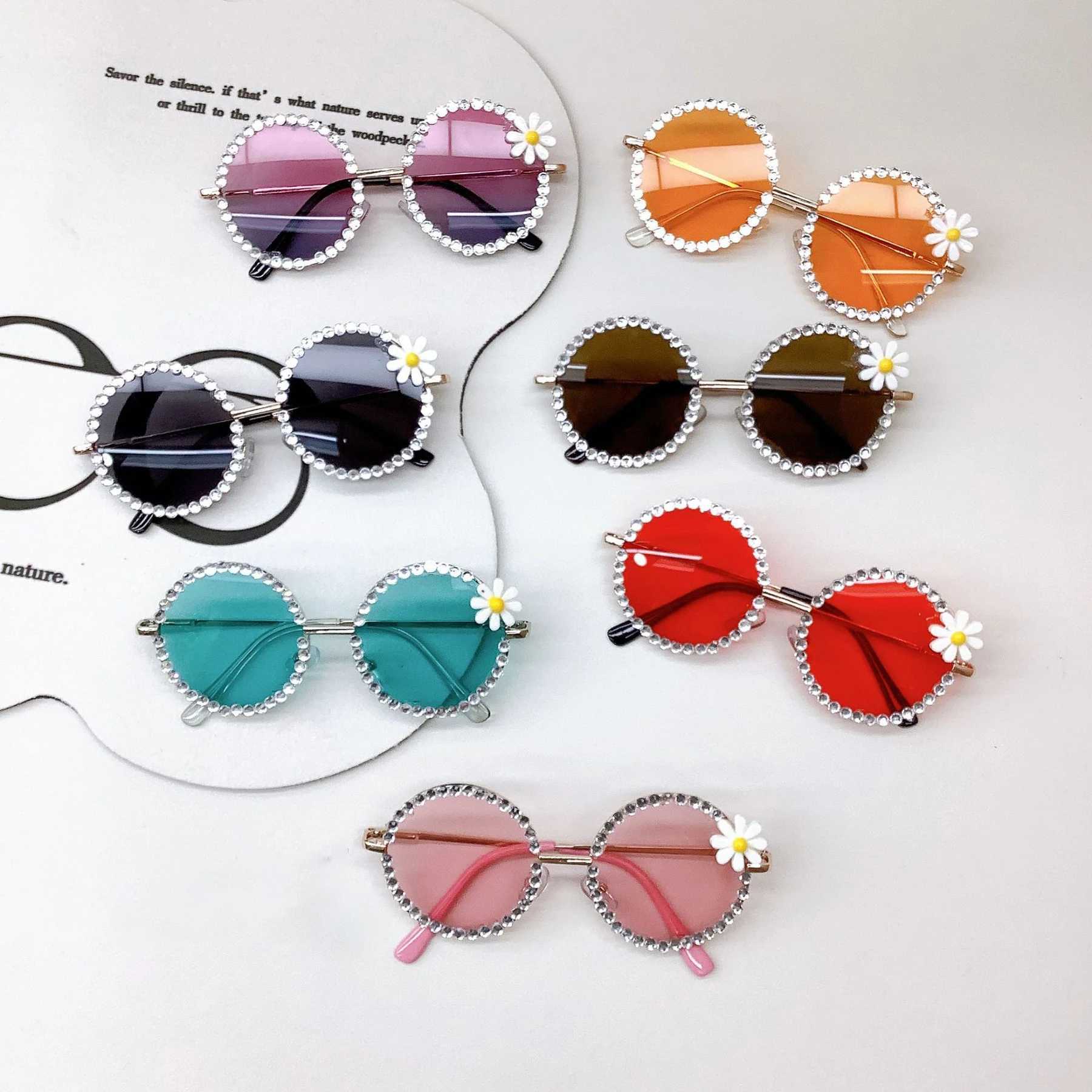Sunglasses New Fashion Childrens Sunglasses Round Frame Cute Flower Baby Sunglasses Sun Shade UV Protection Glasses Tide
