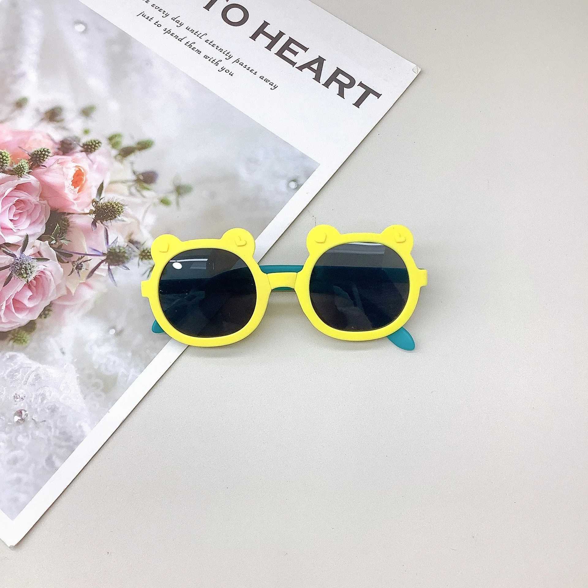 Sunglasses Fashionable Sun UV Protection Foldable And Cute Girls SunglaSSeS Childrens ConCave Shaped Glasses