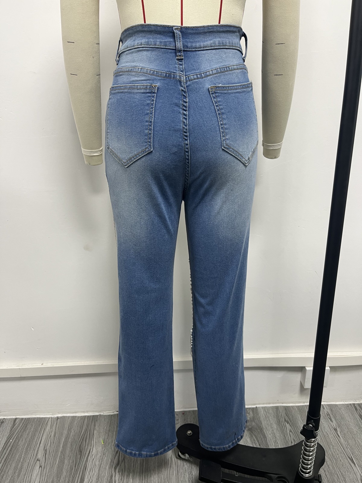 New Fashion Unique Casual Washed Straight Ripped Hole With Pearl Rhinestone Diamond Trousers Pants Blue Denim Lady Women'S Jeans