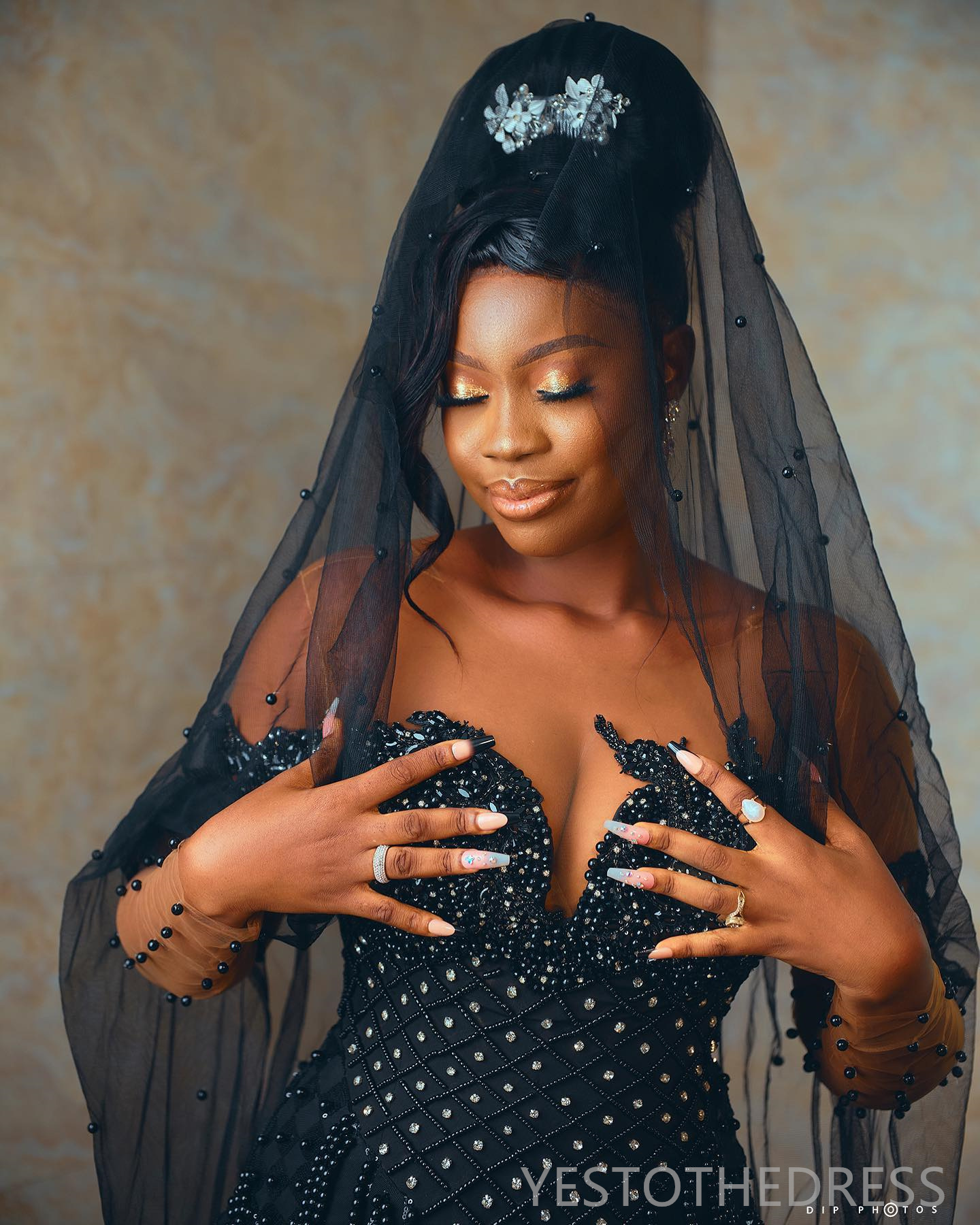 2024 Black Mermaid Wedding Dresses Bridal Gowns For Bride Sheer Neck Long Sleeves Beaded Tassel Pearls Wedding Gowns for African Arabic Women's M