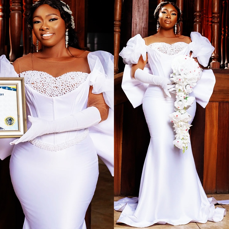 2024 Plus Size Mermaid Wedding Dresses Bridal Gowns For Bride Sheer Neck Beaded Pearls Bow At Back Decorated Wedding Gowns for African Arabic Women 