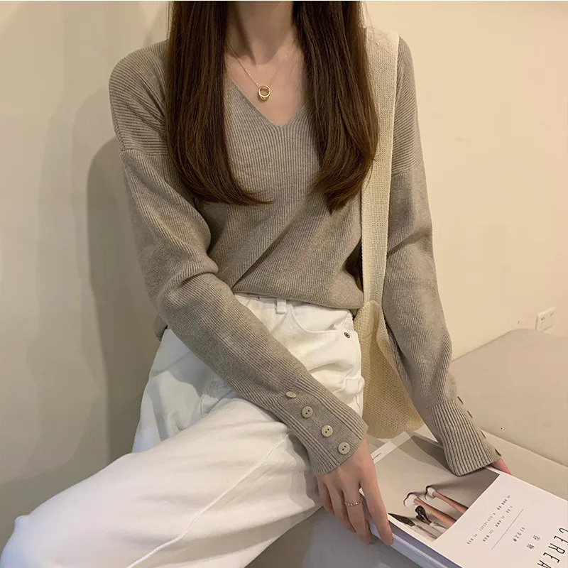 Spring Autumn Casual Vneck Knitted Sweaters Women Korean Style Long Sleeved Pullover Top 240712