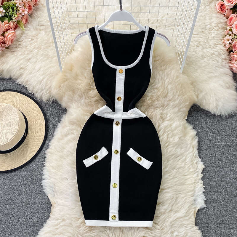 Mingyuan French Tank Top Skirt 2023 New Summer Collection Waist Slimming U-neck Knitted Wrapped Hip Dress Sleeveless Bifurcated Novelty Short Round Ne