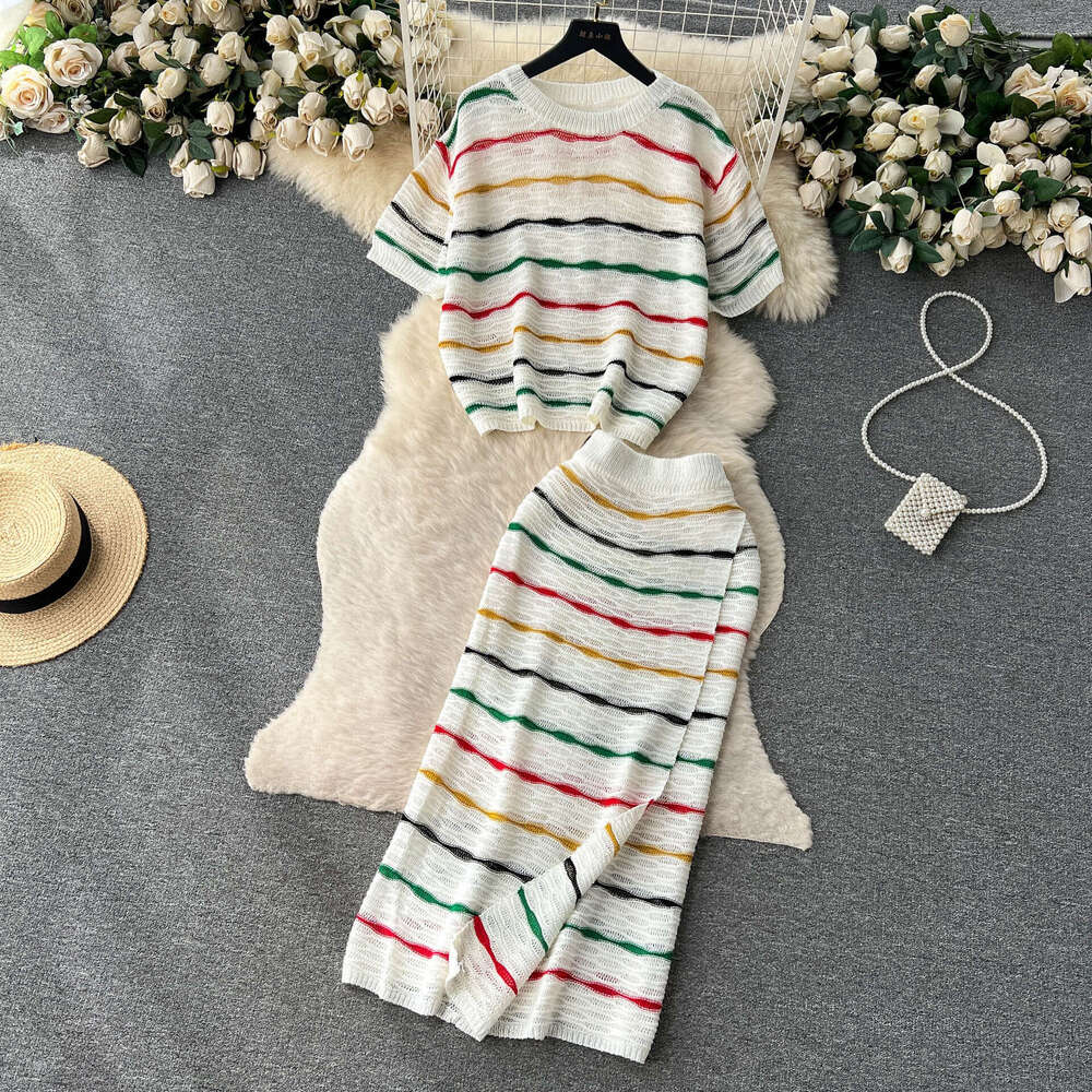Korean Chic Striped Contrasting Suit for Women with Loose Round Neck Short Sleeved Knitted Top, High Waisted and Buttocks Wrapped Skirt Round Neck Dre