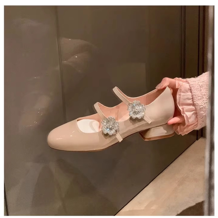 French Mary Jane Women's Square Head Rhinestone Flower Drill Hundred Matching Thin Temperament Single Small Leather Shoes