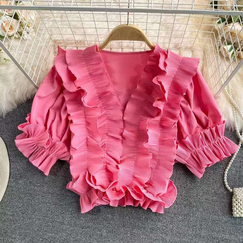 T Shirt New Merchandise Spring High Street Hollow Out Slim Top Female Casual Slim Streetwear O Neck Chiffon Round Neck Couples Street Activity Crop To