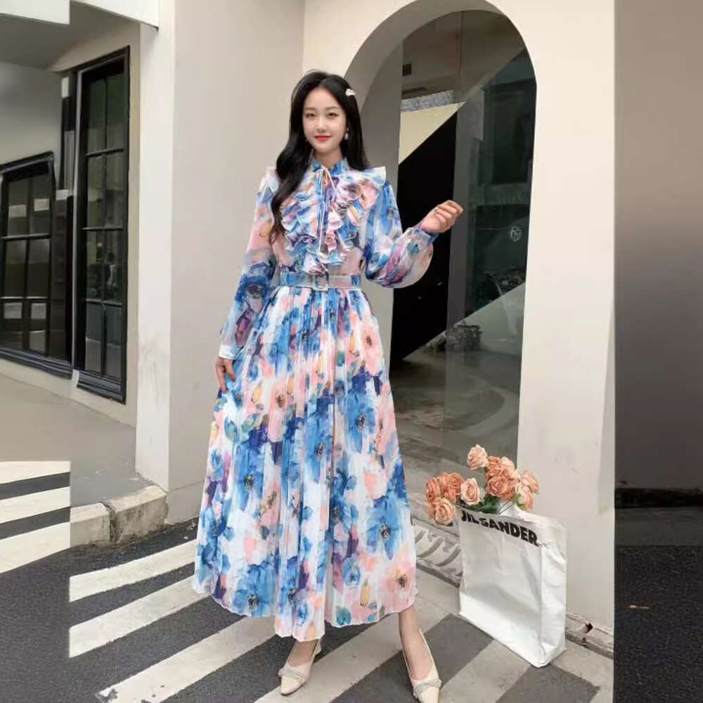 Spring New Seaside Vacation Fungus Edge Temperament Long Sleeved Printed Chiffon Pleated Waist Slimming Dress Short Self-cultivation Lace Dress SKINNY