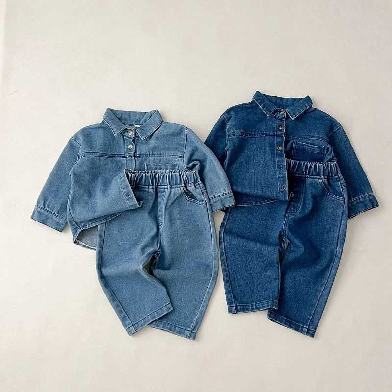 Clothing Sets Baby clothes 2024 new childrens solid color long sleeved denim set boys and girls cardigan long pants casual sports two-piece