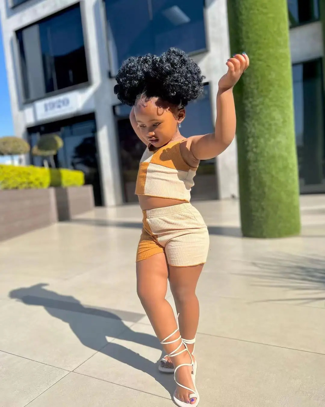 Kids Baby Childrens and girls clothing Summer color matching sleeveless suspenders backless shorts vest Casual set Age 3-8 240709