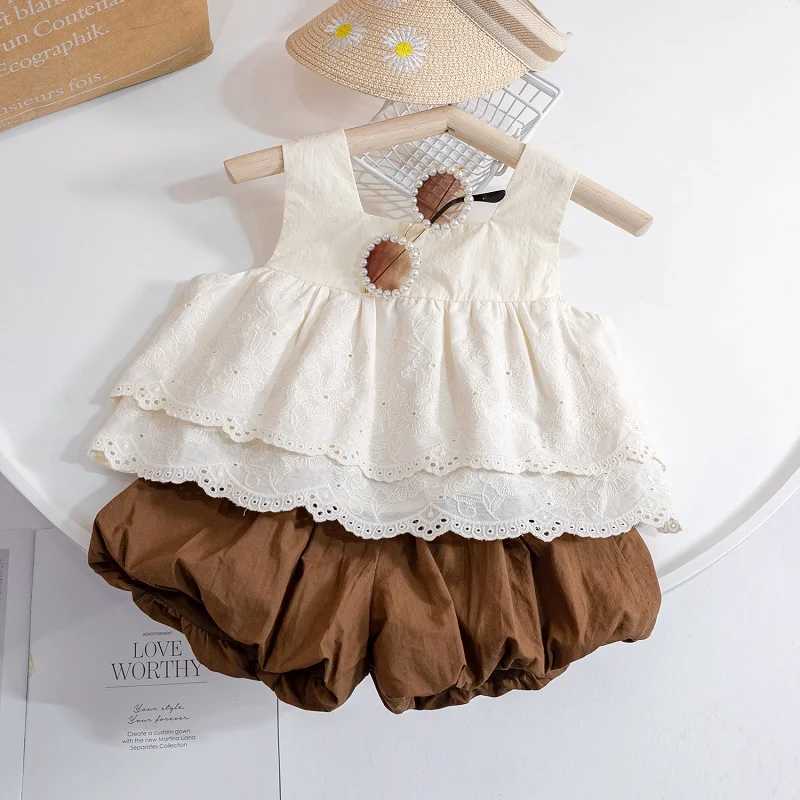 Clothing Sets Girls Set 2024 Summer New Baby Lace Strap Set Square Neck Embroidered Doll Shirt Flower Bract Pants Sweet Casual Two Piece Set
