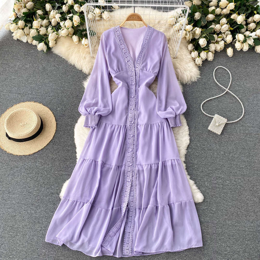 French Court Style Lace V-neck with Slim Waist and A Single Breasted Large Hem Dress Chiffon Floral Dress Loose Bifurcated Novelty Temperament BOHO DR