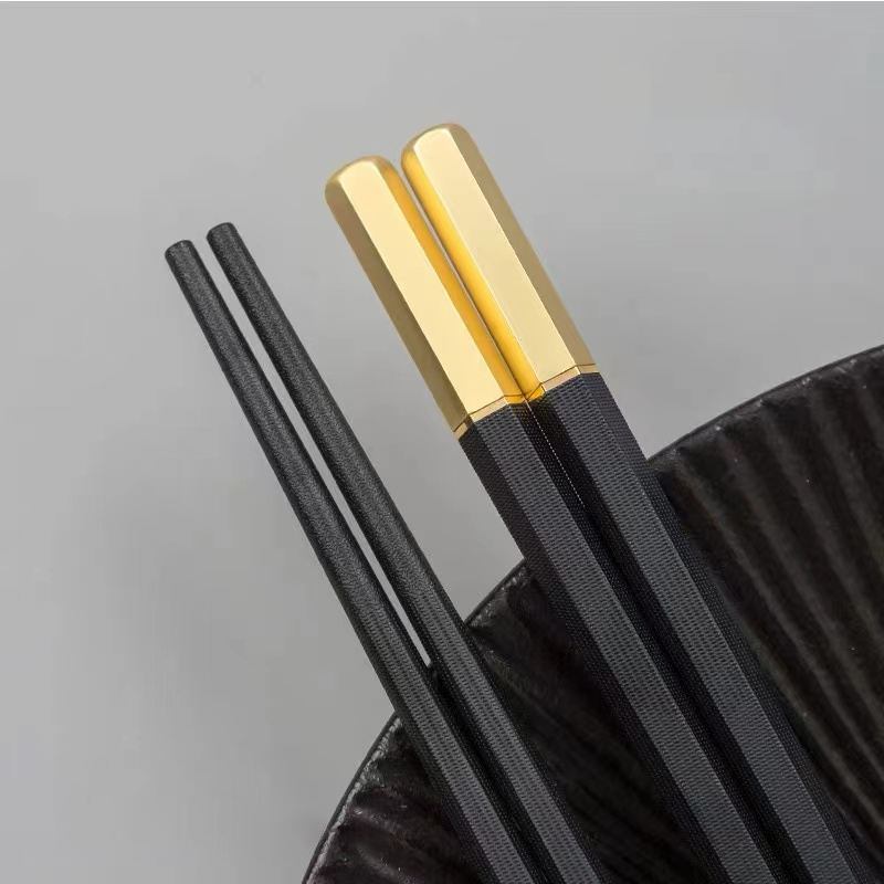 Premium Quality Heatproof Metal Chopstick Set - Non-Slip Handle, Ideal Kitchen Utensil