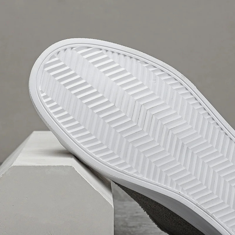 Mens shoes high-quality mens sports shoes comfortable walking shoes plus size shoes fashionable sports shoes mens anti slip sports shoes 240715