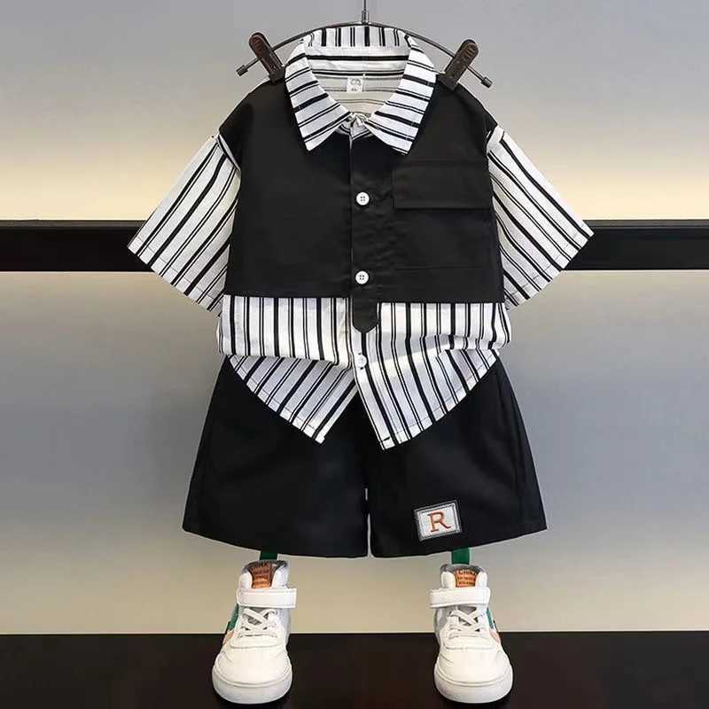 Clothing Sets Boys Summer Work Suit 2024 New Cool and Handsome Baby Clothes Fashionable Childrens Summer Short Sleeve Two Piece Set