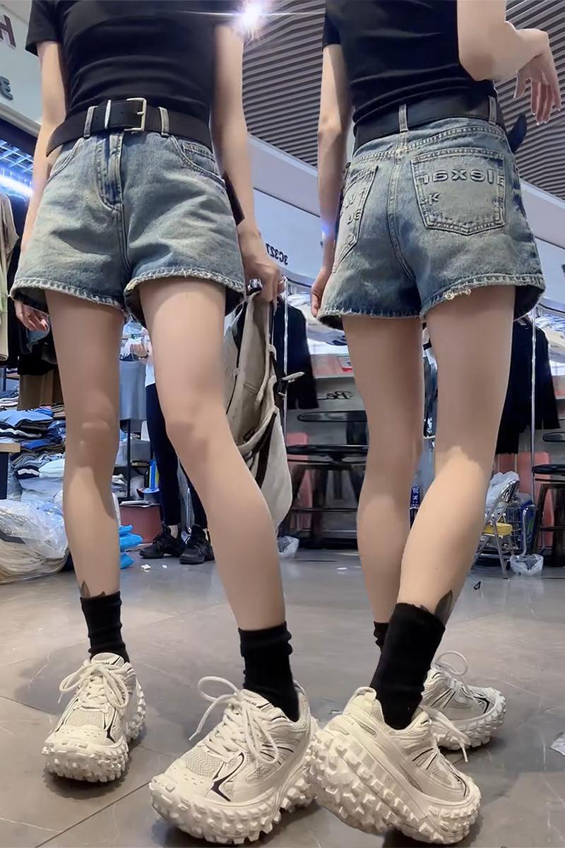 Large size women's 2024 summer high waisted loose denim shorts, fat mm slimming versatile A-line wide leg hot pants
