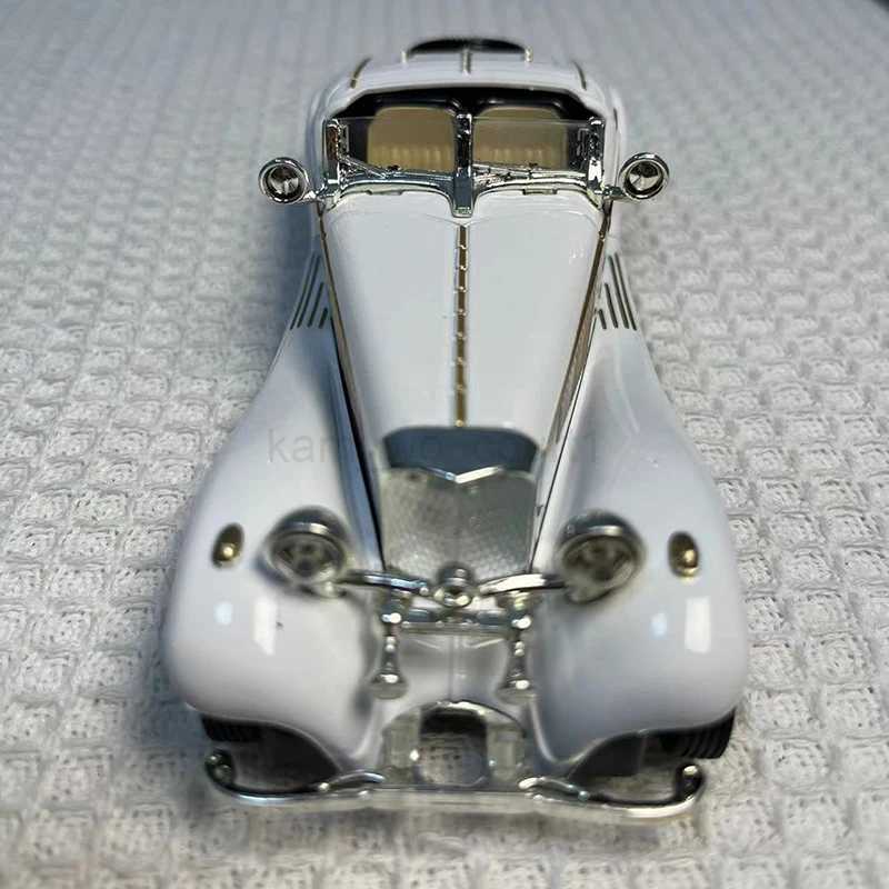 1 28 Mini Model Alloy Retro Vintage Car Diecast Model Toy Vehicle Pull Back Car Simulation Collection Gifts Toys for boysM240717