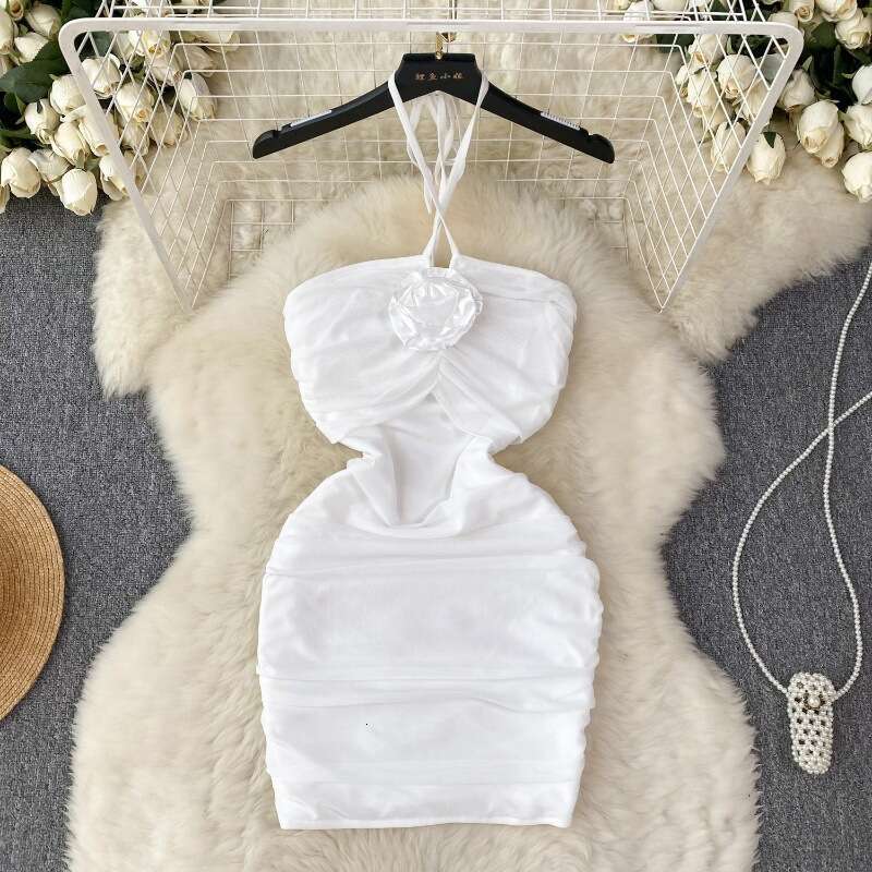 Hanging Neck Dress for Women in Summer, Three-dimensional Flower, Scheming, Pleated, Slim Fitting Style, Sexy Buttocks Wrapped Short Skirt, Trendy Dre