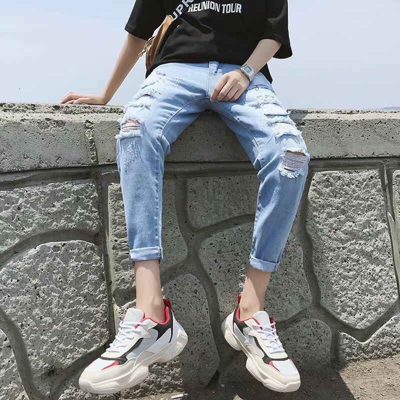 Designer's new men's jeans, Korean slim straight leg pants, classic ripped jeans