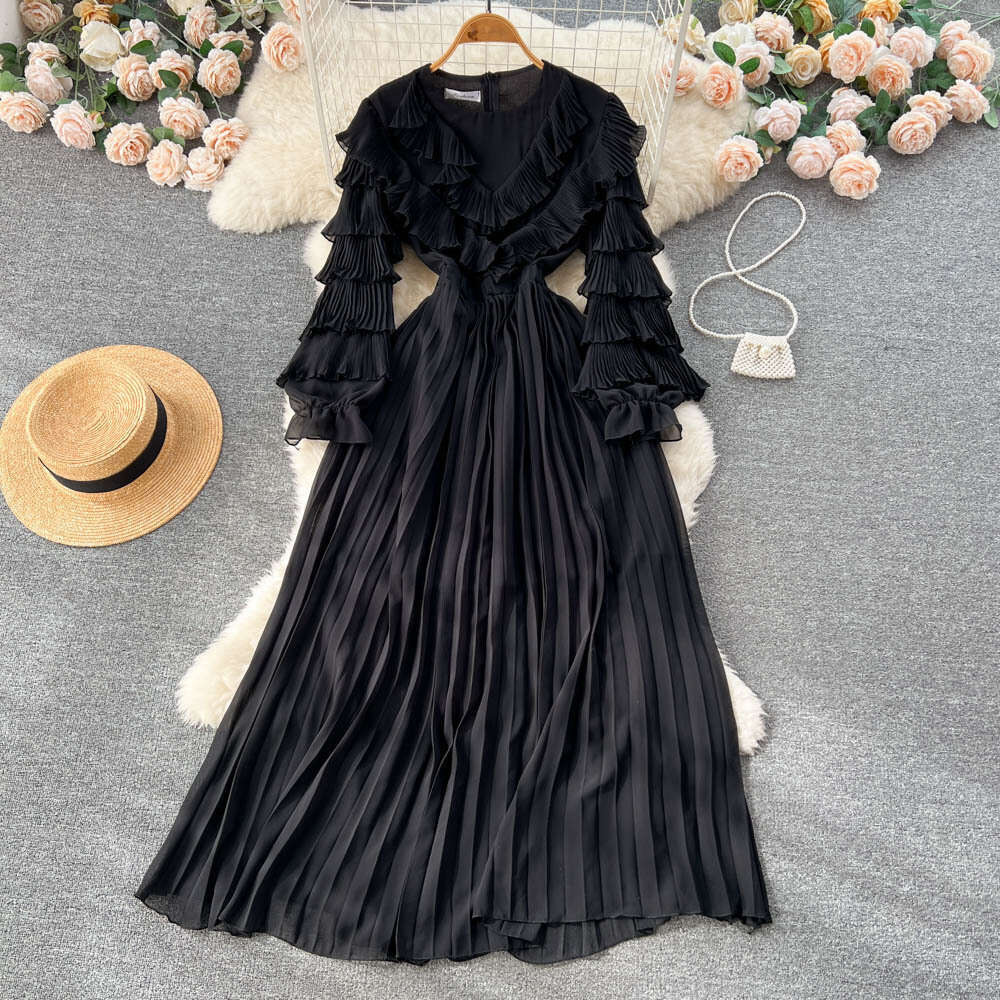 New Fungus Ruffled V-neck Cake Sleeves, Waist Cinched Pleated Long Skirt, Formal Dress Sexy Dress Fishtail Dress Loose Sexy Pregnant Womens Dress Lace