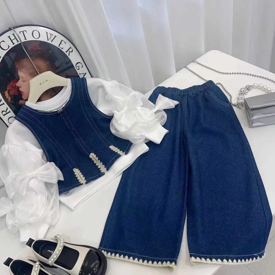 Clothing Sets Kids Girls Denim Set Spring and Autumn 2024 New Childrens T-Shirt Vest Wide Leg Pants Three Piece Set For Girls Korean Edition