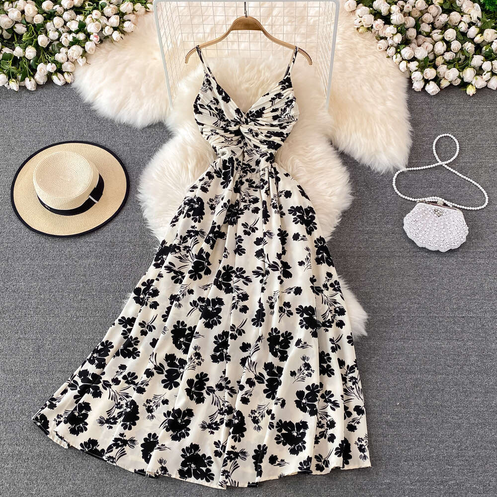 Sanya Bali Maldives Skirt Super Immortal Beach Vacation Big Swing Long V-neck A-line Strap Dress Loose Short Self-cultivation Waist BOHO DRESS Round N