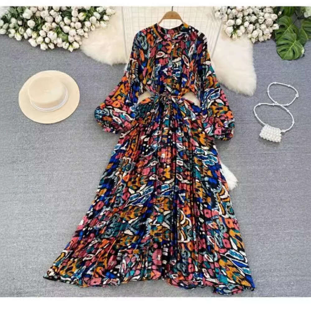 High End, Light Luxury, and Lantern Sleeved Round Neck with A Waistband That Looks Slim, Single Breasted Printed Dress, Elegant Long Skirt High Waist 