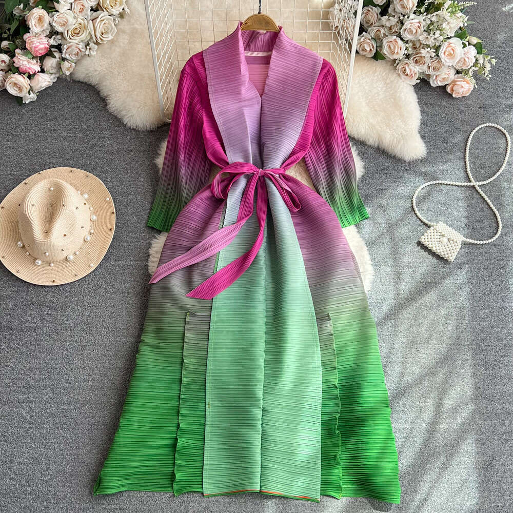 New Three Mansion Pleated Sleeved Suit Collar, Waist Waist, Slim Lace Up A-line Gradient Dress, Elegant Long Skirt Temperament Waist Denim Dress SKINN