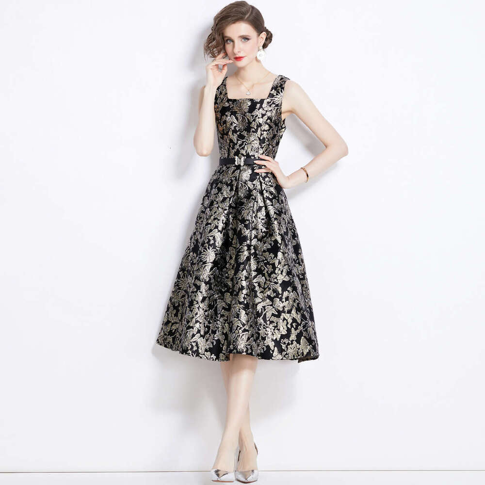 Large Size Black and Gold Butterfly Printed Square Neck with Waist Cinching Strap Dress, Luxurious, Socialite Temperament, Birthday Dress for Women Si