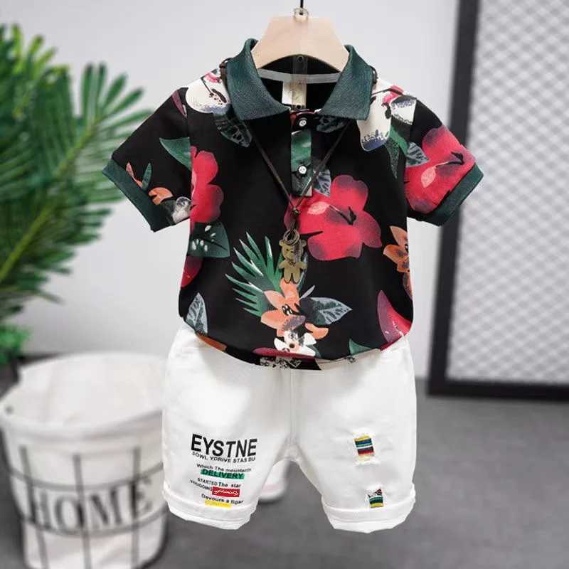 Clothing Sets Boys Summer Patterned Short Sleeved Set Summer New Boys Polo Shirt with Polo Collar Childrens T-shirt Fashionable Two piece Set