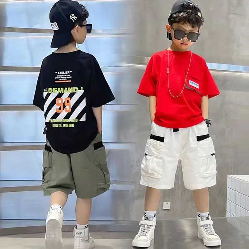 Clothing Sets 4-11Y Teenage Boys Clothing Set Summer New Fashionable Korean Childrens Loose Short sleeved T-shirt Shorts Two piece Set