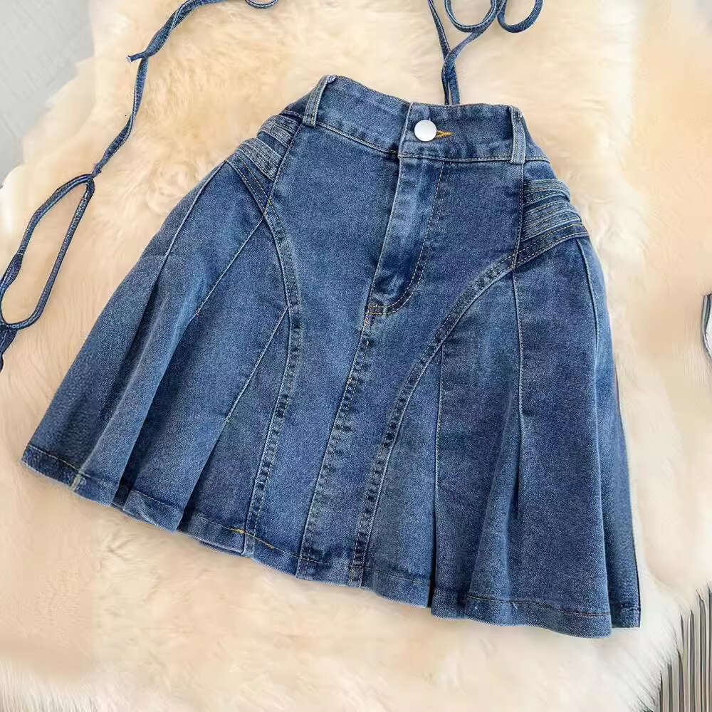 Fashion Set Women with Pure Desire for Sweetness Spiciness, Sweet and Spicy Off Shoulder Denim Strap Top, Two-piece High Waisted Pleated Skirt BOHO DR