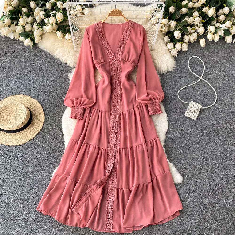 French Court Style Lace V-neck with Slim Waist and A Single Breasted Large Hem Dress Chiffon Floral Dress Loose Bifurcated Novelty Temperament BOHO DR