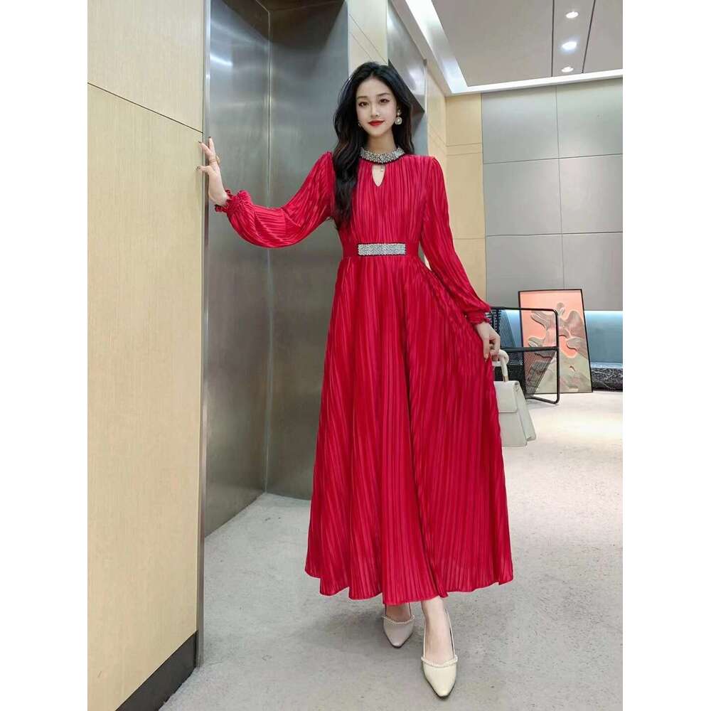 High End Luxury Socialite Round Necked Lantern Long Sleeved Waist Cinched Pleated Studded Bead Heavy Work High Show Slim Temperament Dress for Women L