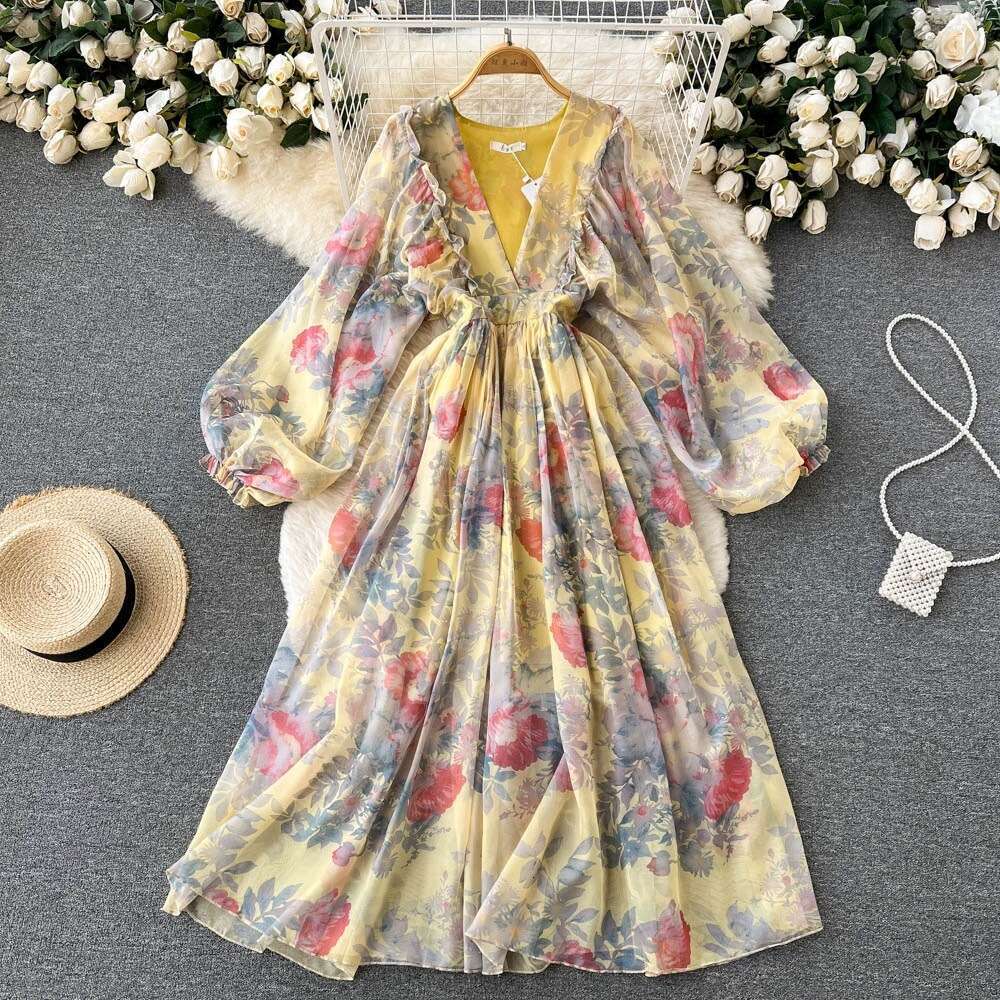 Vacation Style Deep V Lantern Sleeve Pleated Long Skirt in Early Spring Style, New Tea Break French Oil Painting Dress Waist Temperament SKINNY DRESS 
